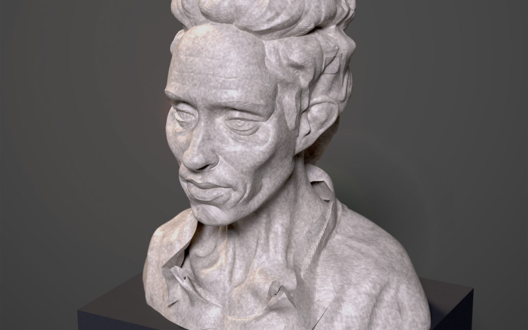 Femme aux traits marqués